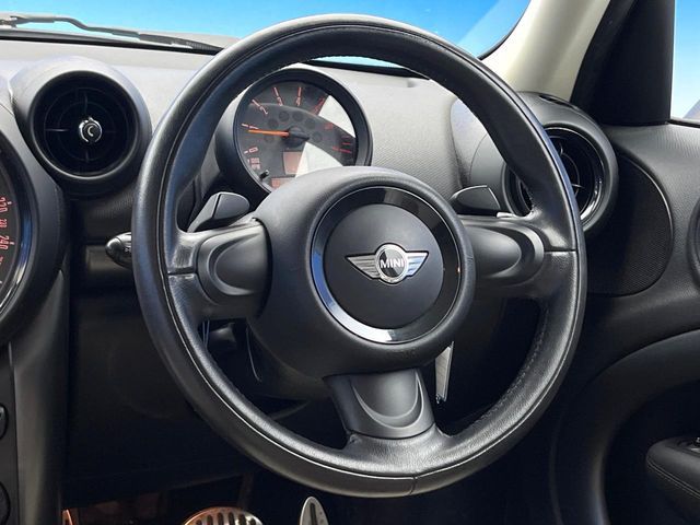 BMW MINI COOPER SD C 2015 Image 31