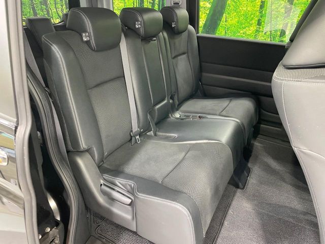 HONDA STEPWAGON SPADA 2012 Image 31