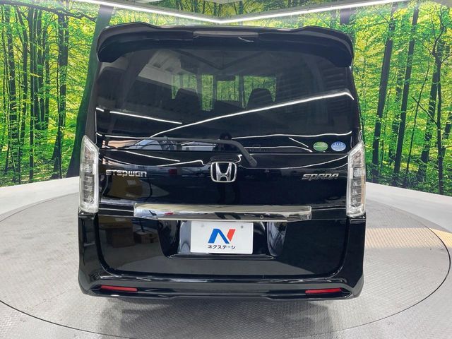 HONDA STEPWAGON SPADA 2012 Image 31