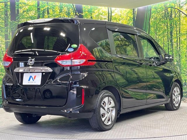 HONDA FREED HYBRID 2018 Image 31