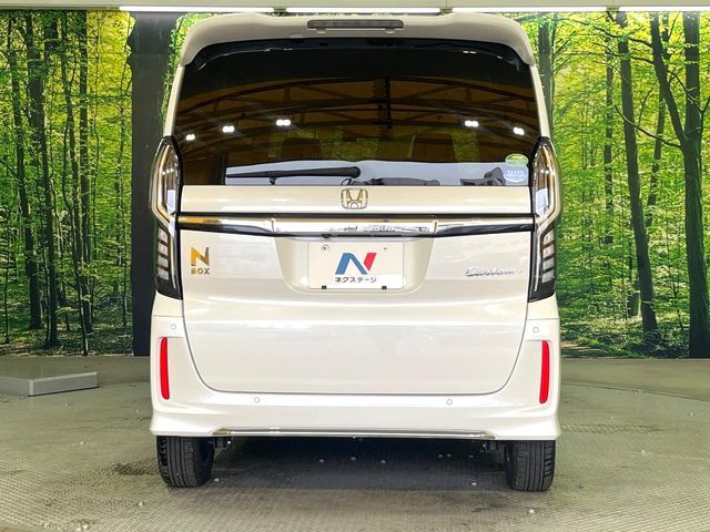 HONDA N BOX CUSTOM 2020 Image 31