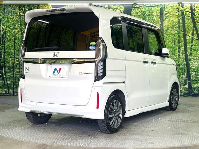 HONDA N BOX CUSTOM 2020 Image 31