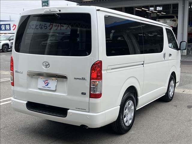 TOYOTA HIACE VAN 2WD 2025 Image 31