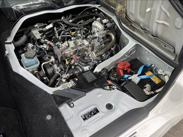 TOYOTA HIACE VAN 2WD 2025 Image 31