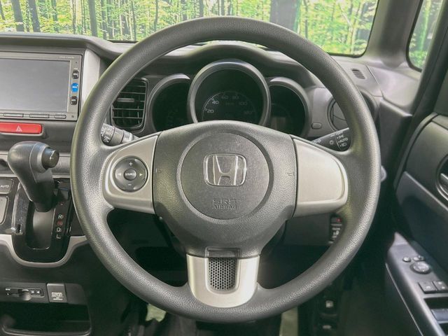 HONDA N BOX 2016 Image 31