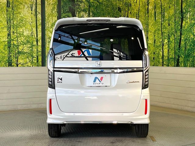 HONDA N BOX CUSTOM 2021 Image 31
