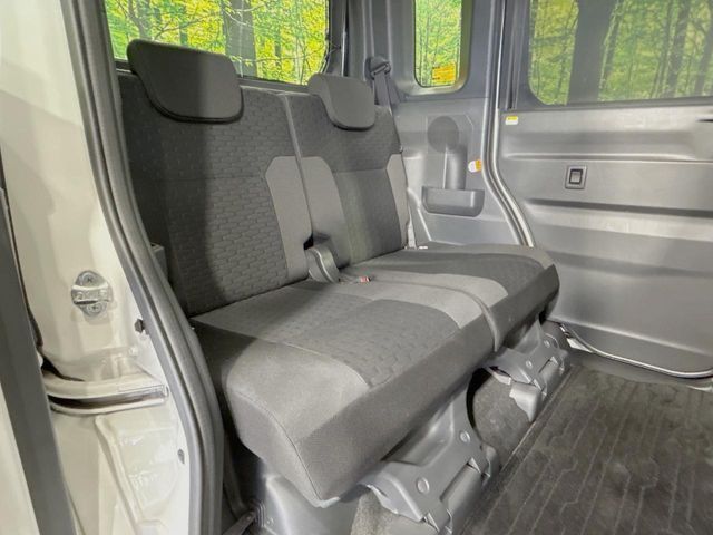 DAIHATSU WAKE 2015 Image 31