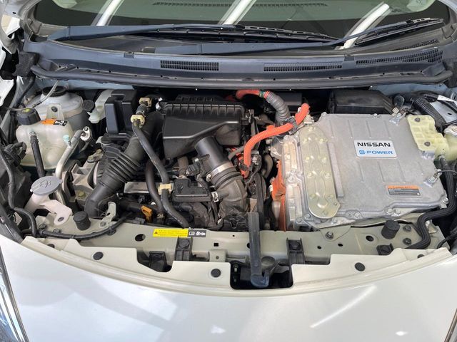 NISSAN NOTE 2017 Image 31