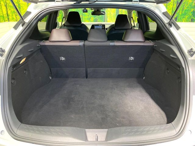 TOYOTA C-HR 2017 Image 31