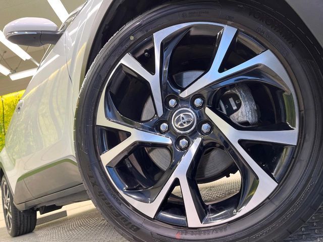 TOYOTA C-HR 2017 Image 31