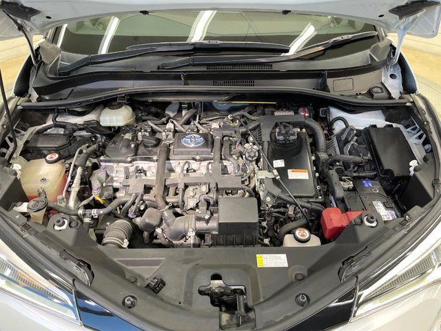 TOYOTA C-HR 2017 Image 31