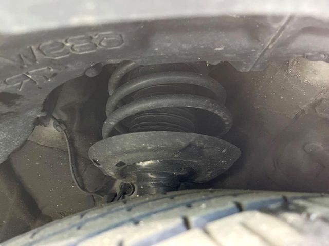 TOYOTA C-HR 2017 Image 31