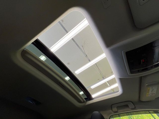 TOYOTA LEXUS NX300H 2018 Image 31