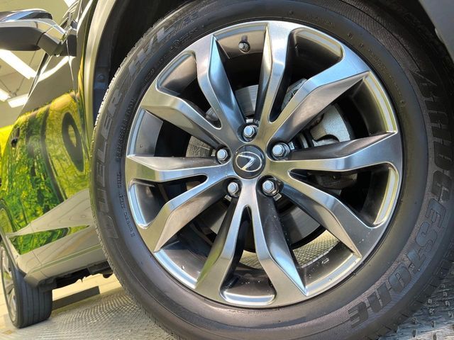 TOYOTA LEXUS NX300H 2018 Image 31