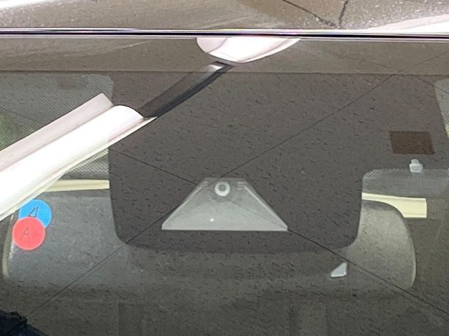TOYOTA PRIUS 2019 Image 31