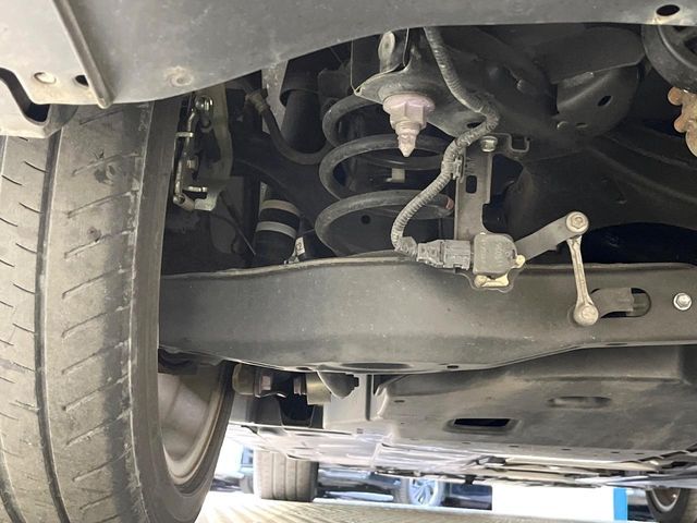 TOYOTA PRIUS 2019 Image 31