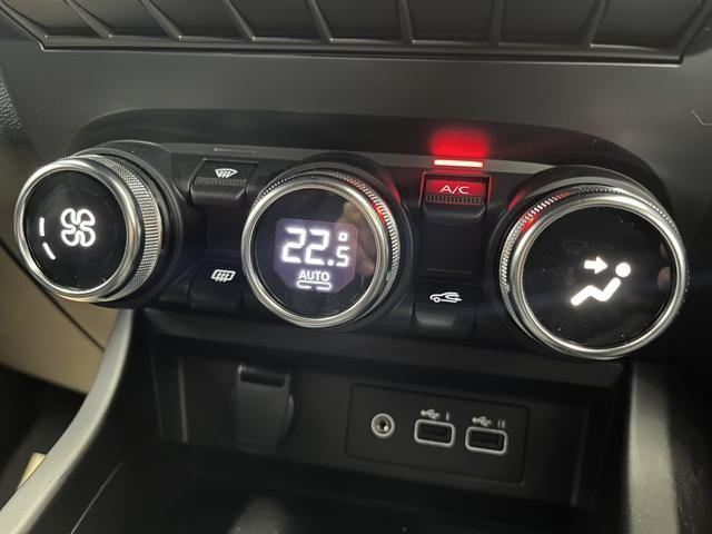 RENAULT ARKANA 2025 Image 31