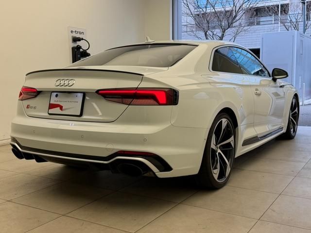 AUDI RS5 2019 Image 31