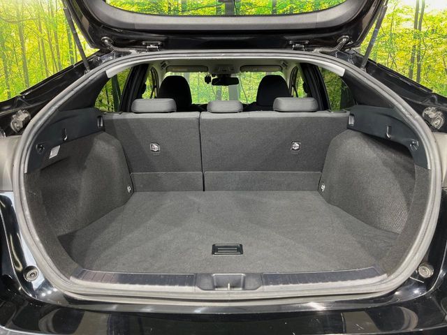 TOYOTA PRIUS 2016 Image 31