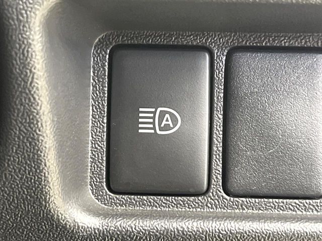 TOYOTA HIACE VAN 2WD 2020 Image 31