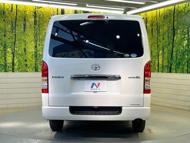 TOYOTA HIACE VAN 2WD 2020 Image 31