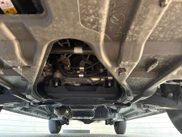 TOYOTA HIACE VAN 2WD 2020 Image 31