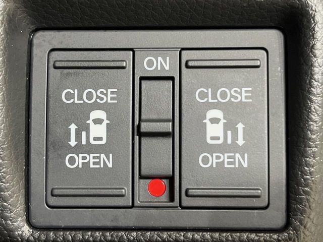 HONDA N BOX CUSTOM 2021 Image 31