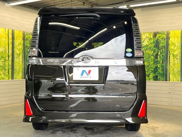 TOYOTA VOXY 2018 Image 31