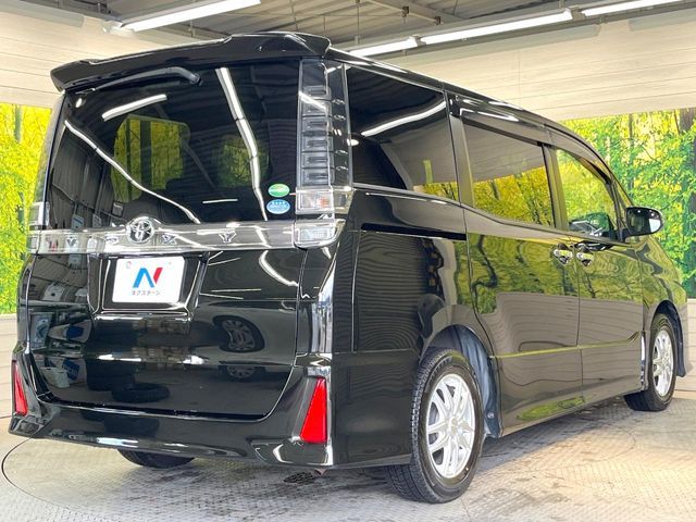 TOYOTA VOXY 2018 Image 31