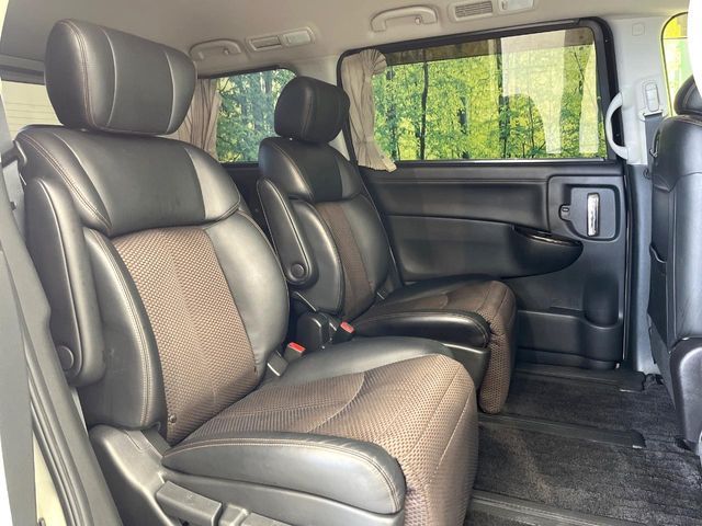 NISSAN ELGRAND 2011 Image 31