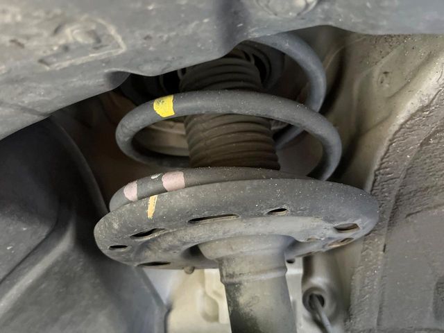 NISSAN ELGRAND 2011 Image 31