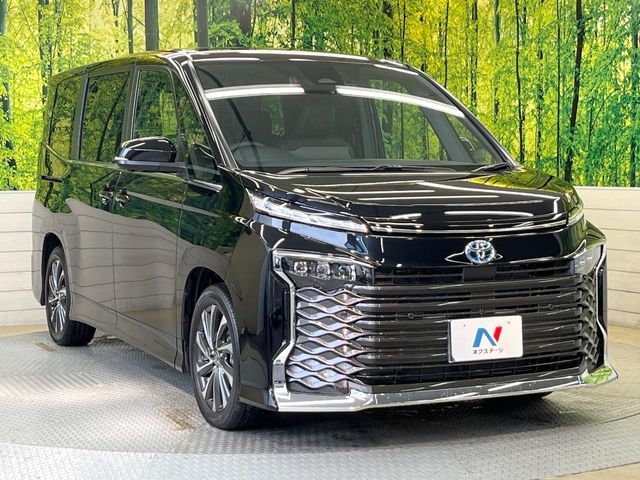 TOYOTA VOXY HYBRID 2025 Image 31