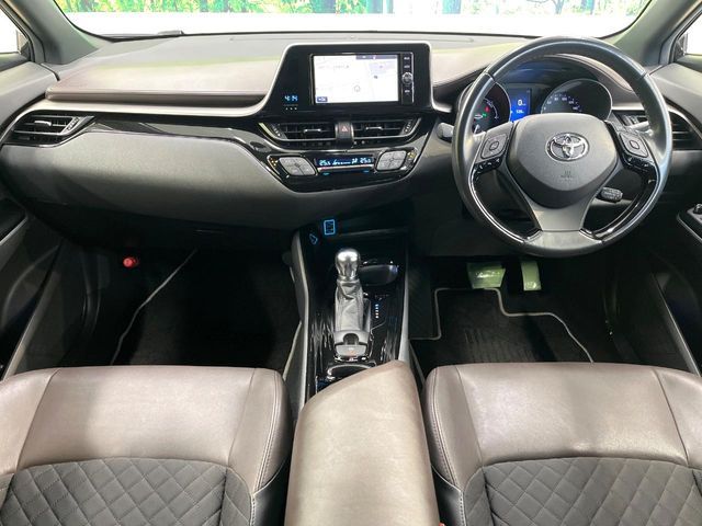 TOYOTA C-HR 2018 Image 31