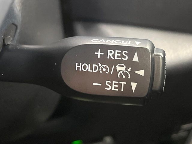 TOYOTA C-HR 2018 Image 31