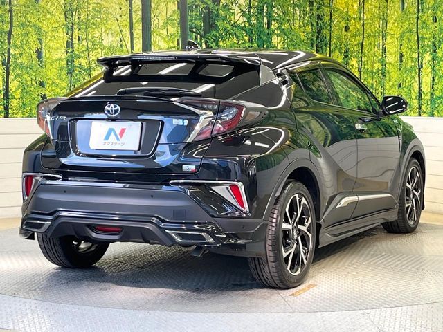 TOYOTA C-HR 2018 Image 31