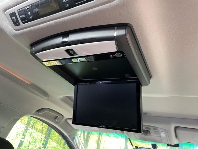 TOYOTA ALPHARD 2010 Image 31