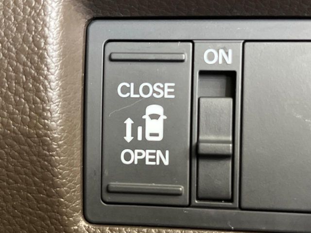 HONDA N BOX 2021 Image 31