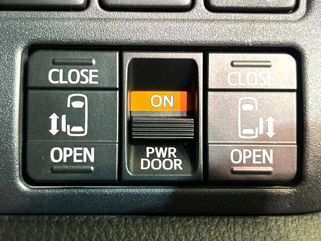 TOYOTA ESQUIRE 4WD 2017 Image 31