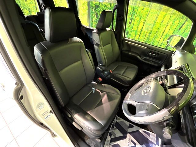 TOYOTA ESQUIRE 4WD 2017 Image 31