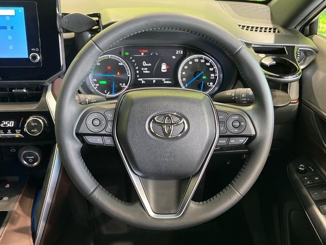 TOYOTA HARRIER HYBRID 2023 Image 31