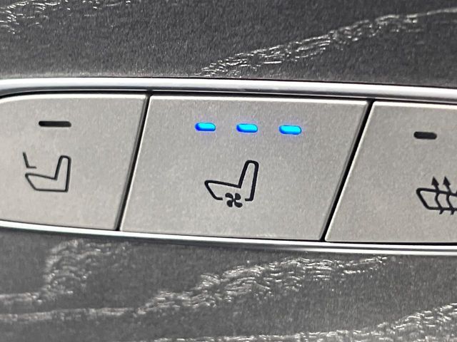 MERCEDES BENZ CLS CL 2019 Image 31