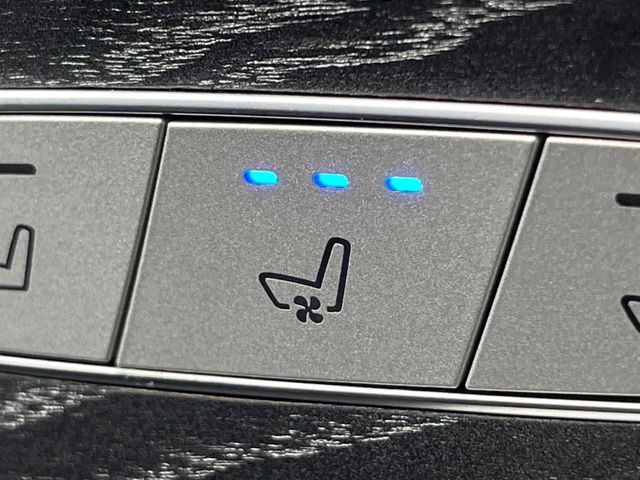 MERCEDES BENZ MERCEDES AMG GT 4DOO 2019 Image 31