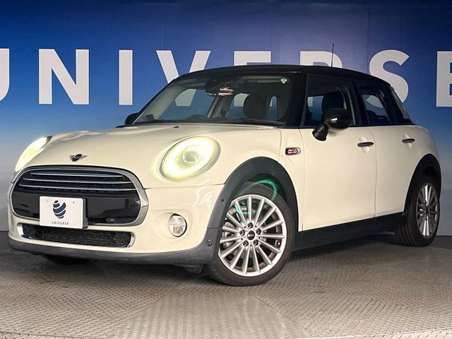 BMW MINI COOPER 5DOOR 2019 Image 31