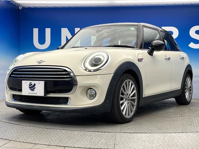 BMW MINI COOPER 5DOOR 2019 Image 31