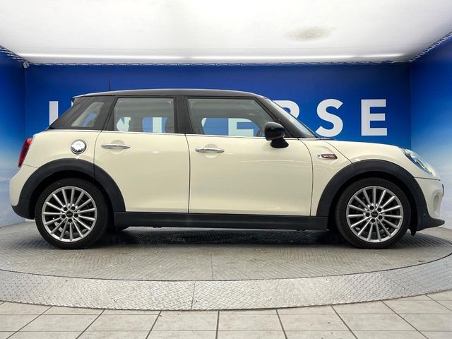 BMW MINI COOPER 5DOOR 2019 Image 31