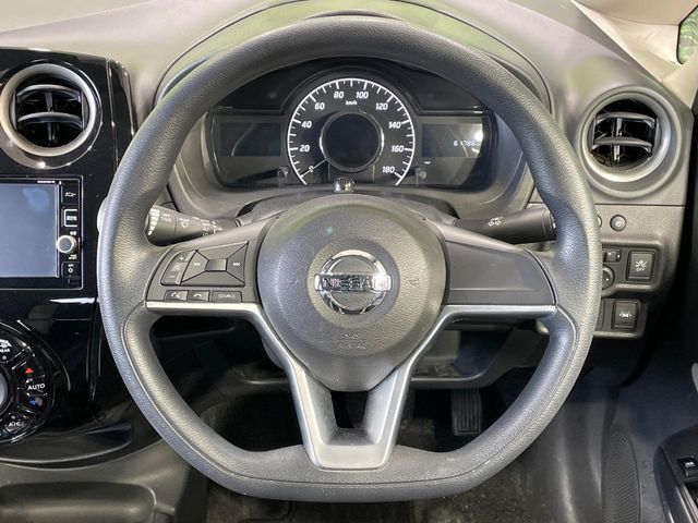 NISSAN NOTE 2017 Image 31