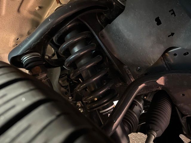 TOYOTA HILUX 4WD 2024 Image 31