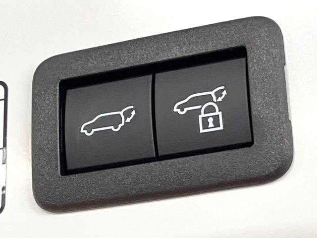 TOYOTA COROLLA CROSS HYBRID 2026 Image 31