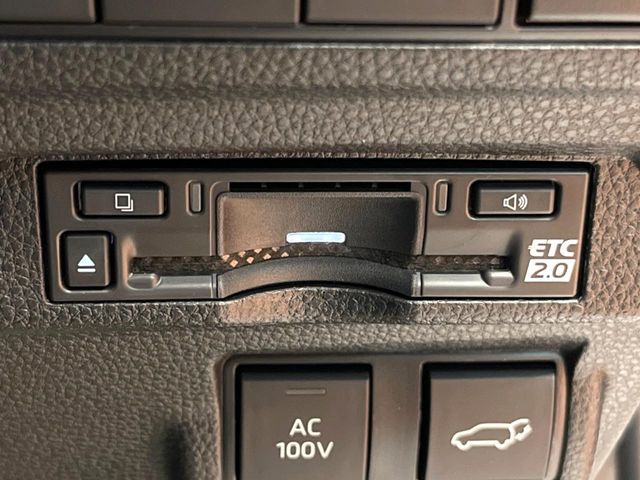 TOYOTA COROLLA CROSS HYBRID 2026 Image 31