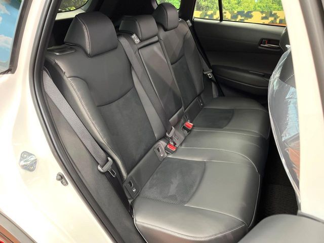 TOYOTA COROLLA CROSS HYBRID 2026 Image 31